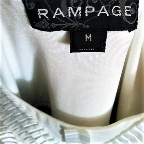 Elegant Rampage Dress Like New JM - Picture 3 of 4